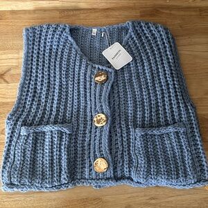 Women’s Cropped Sweater Vest